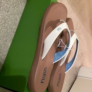 Women’s Flojos flip flops